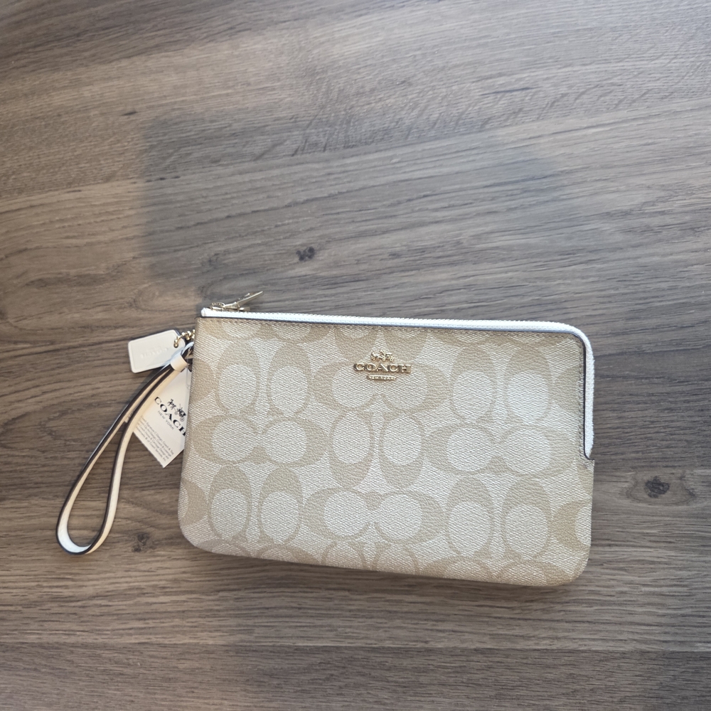 NEW Coach Wristlet